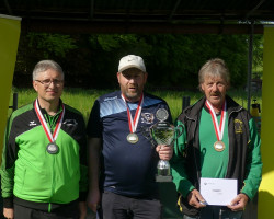 siegertrio einzelcup v.l.n.r. markus wyder pc utzenstorf  silber   martin bachmann pc boll heimelig  gold   peter pulfer pc rueschegg  bronze 